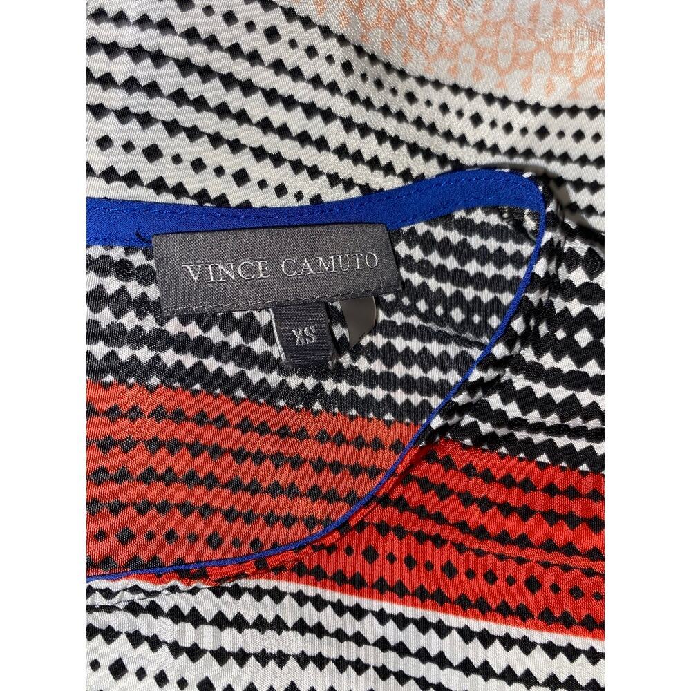 Vince Camuto Womens XS Sleeveless Multicolor Geometric Stripe Blouse Split Hem - Picture 9 of 9